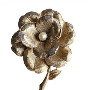 Vintage Signed CAPRI Rose Flower Brooch